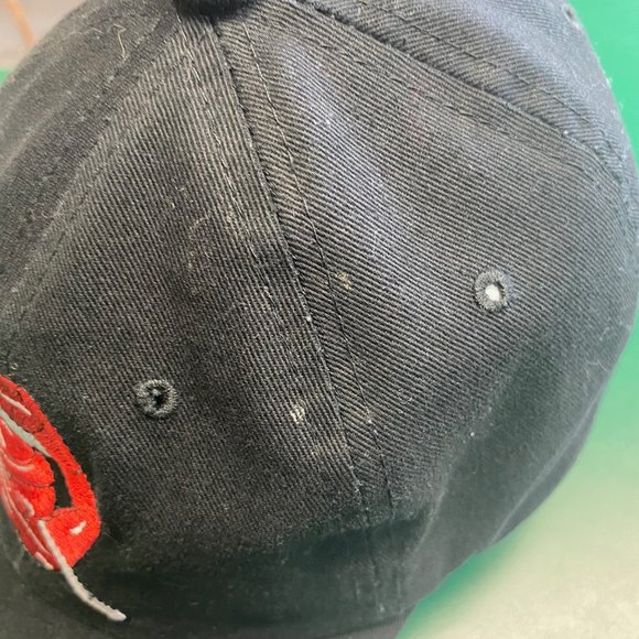 Carbon Elements Black Open Lips with Sucker Ball Cap Hat Adjustable Size - Picture 5 of 7